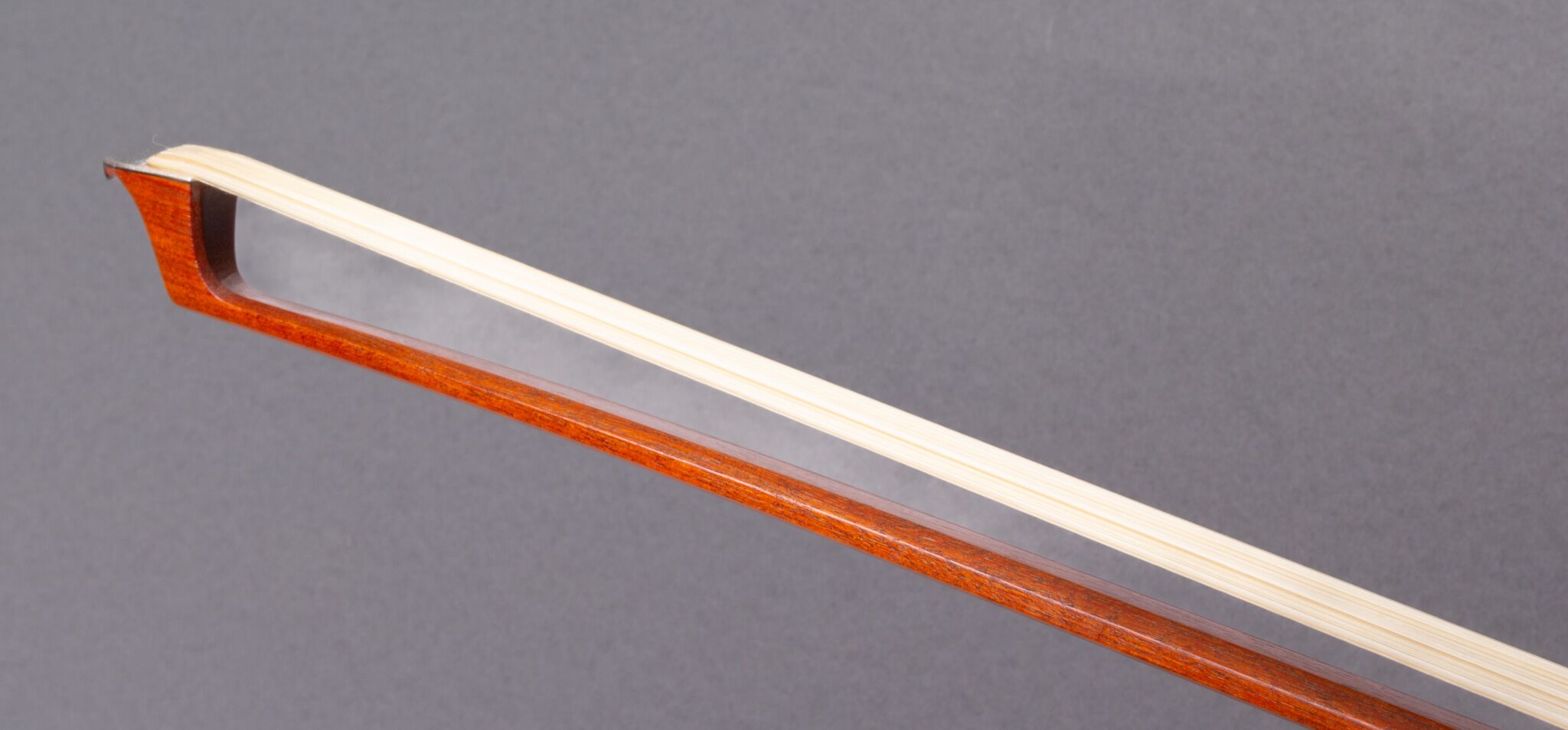 Bernard Ouchard Violin Bow - Tortoise Frog B-3
