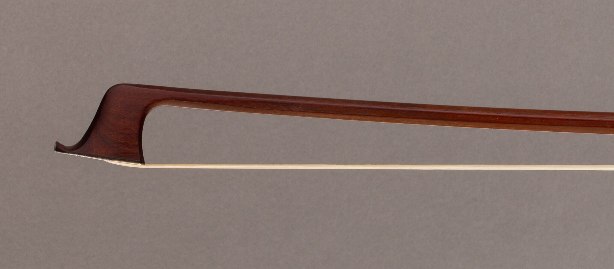 william-tubbs-silver-mounted-cello-bow-2