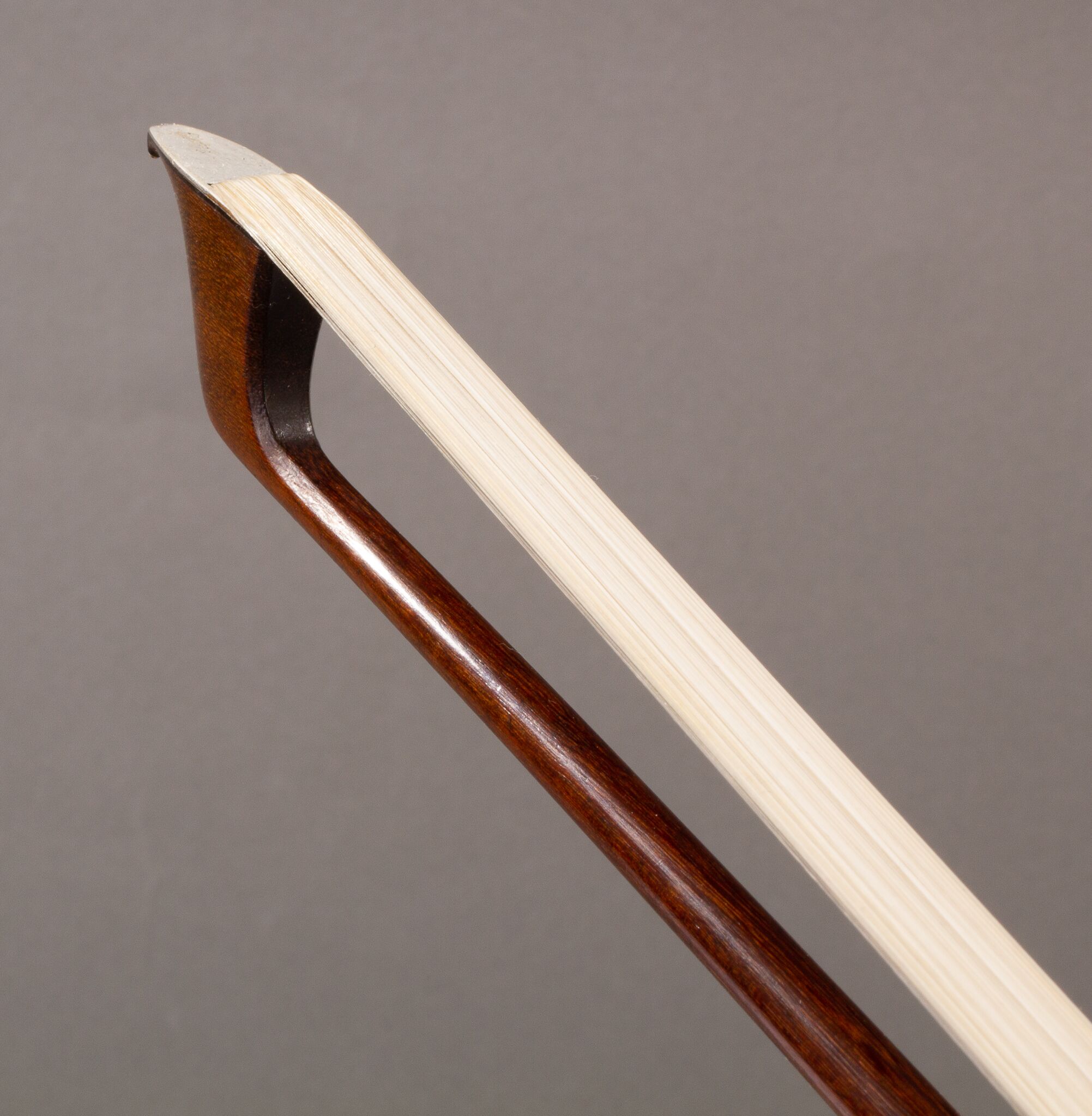 Hill-Silver-Mounted-Cello-Bow-1