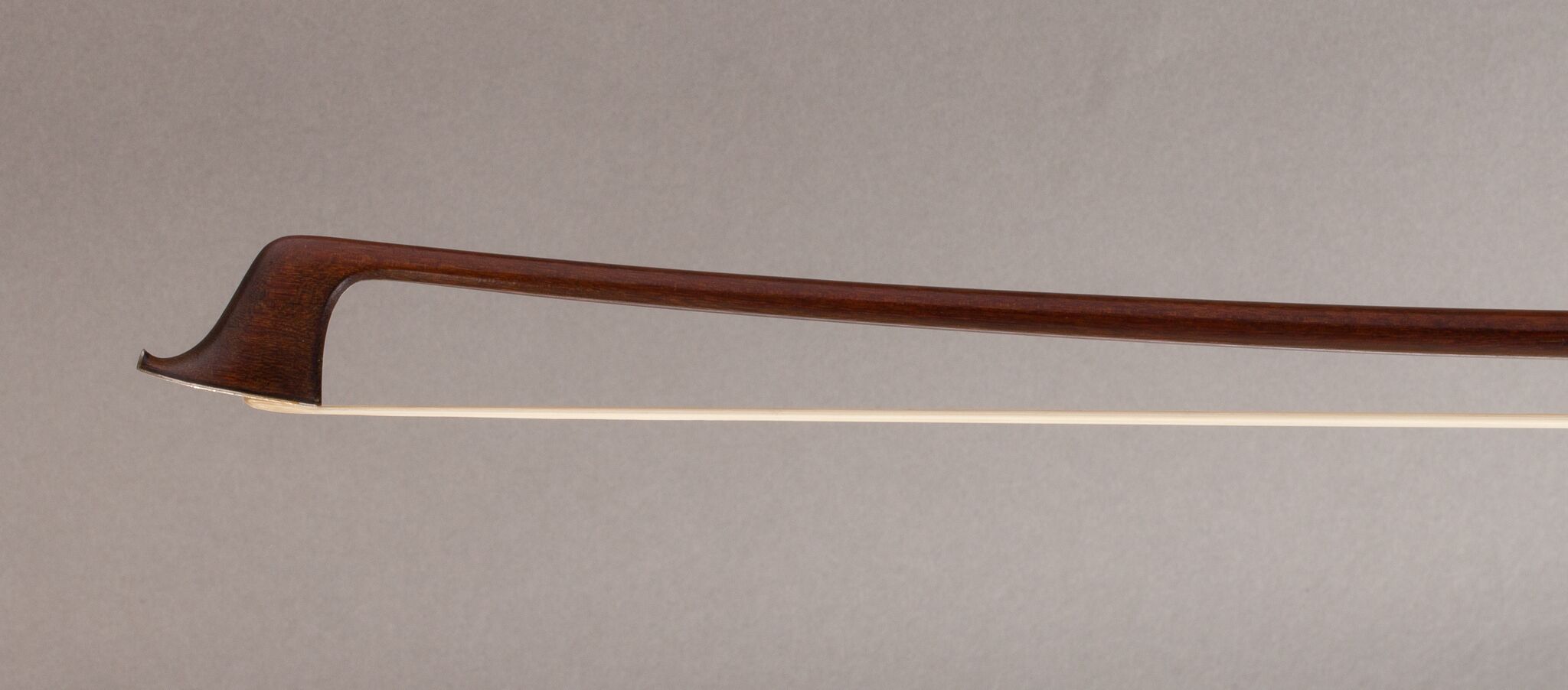 Hill-Silver-Mounted-Cello-Bow-5