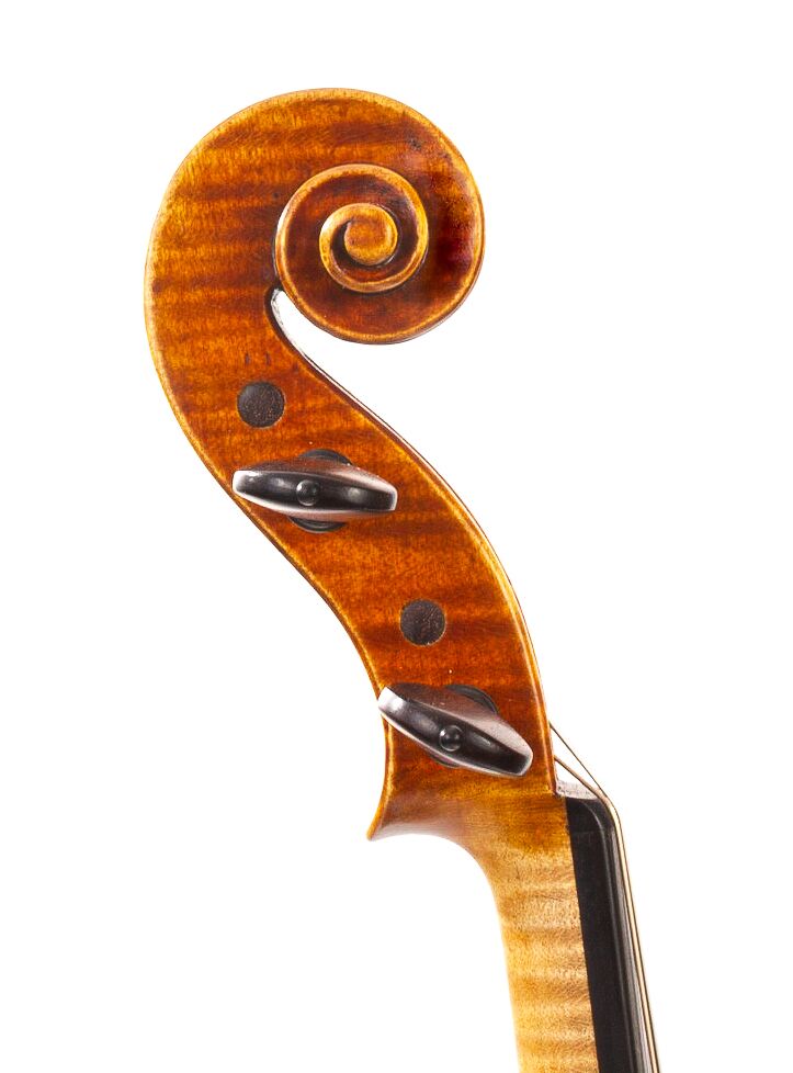 Thomas-Oliver-Croen-Violin-2023-08