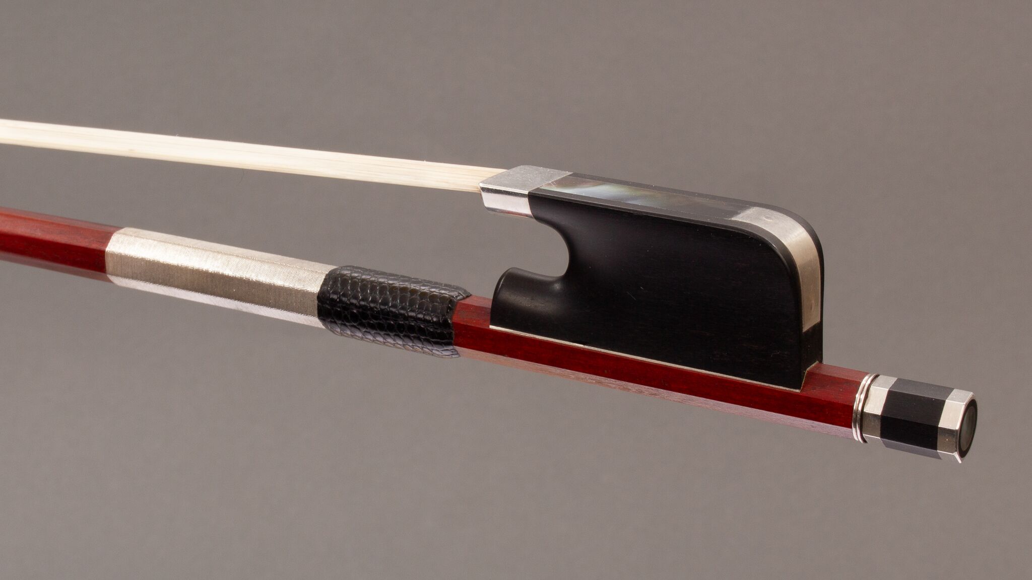 Z. Rodrigue-Cello-Bow-4