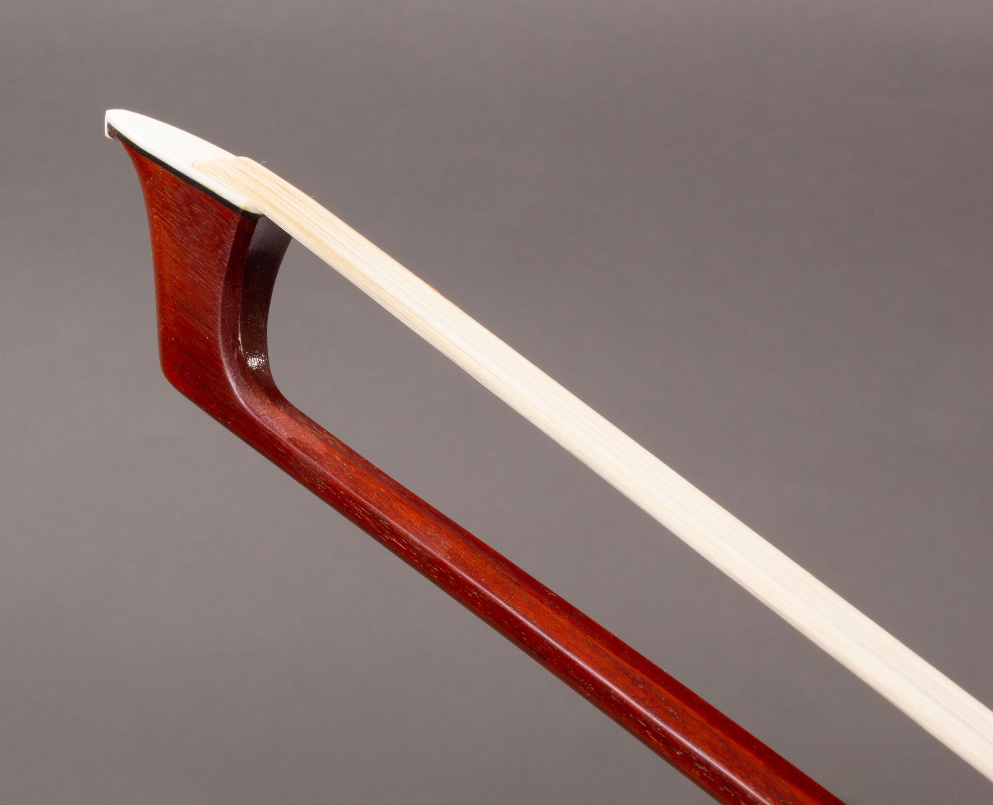 Karl-Höfner-Cello-Bow-3