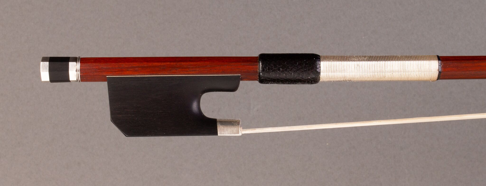 Z Rodrigue bow 12_24-4