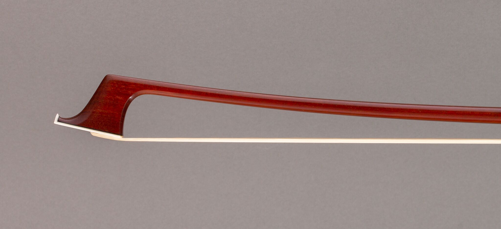 v-schaeffer-gold-mounted-cello-bow-2