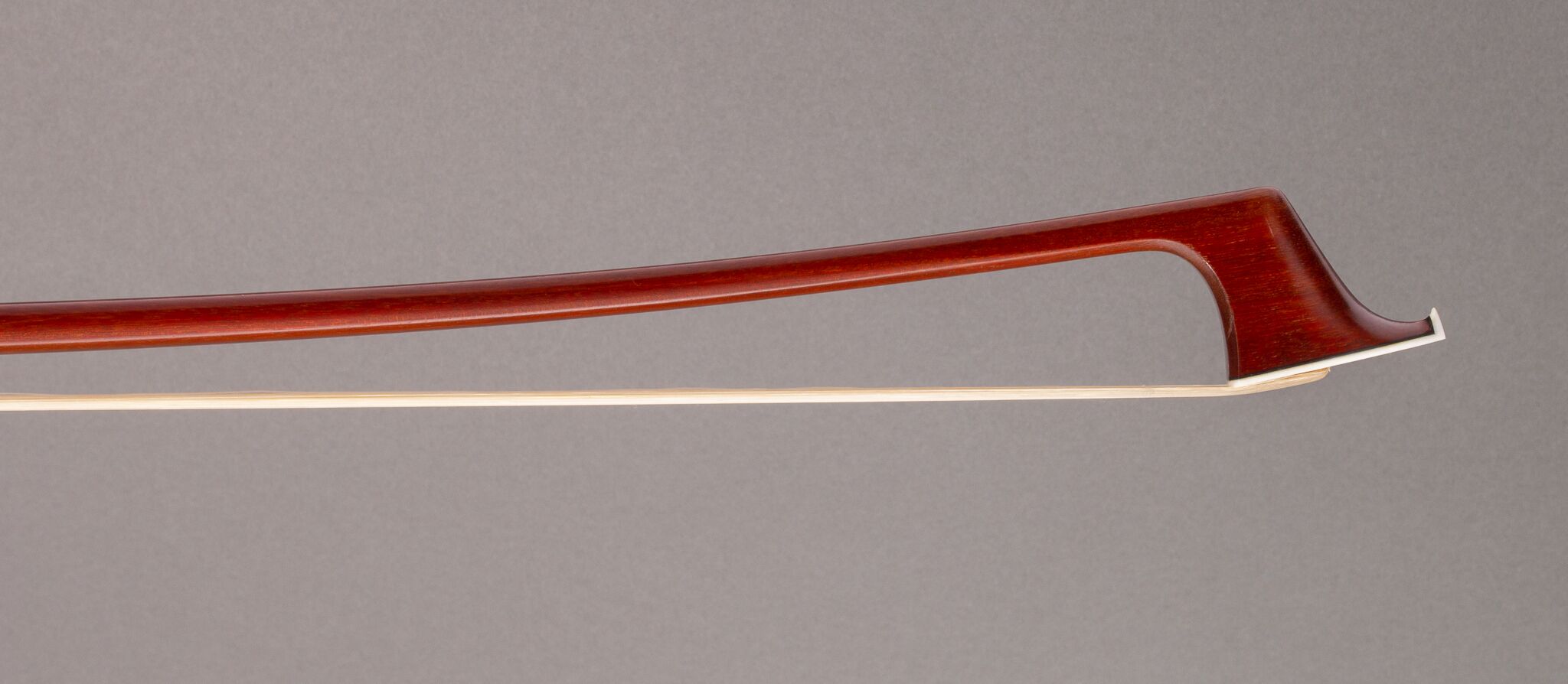 v-schaeffer-gold-mounted-cello-bow-7