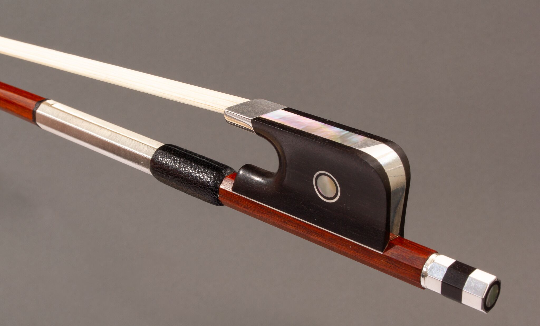 douglas-raguse-silver-mounted-cello-bow-4