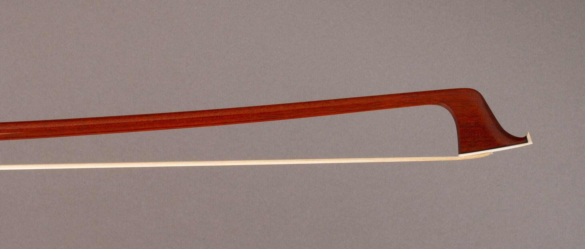 douglas-raguse-silver-mounted-cello-bow-6