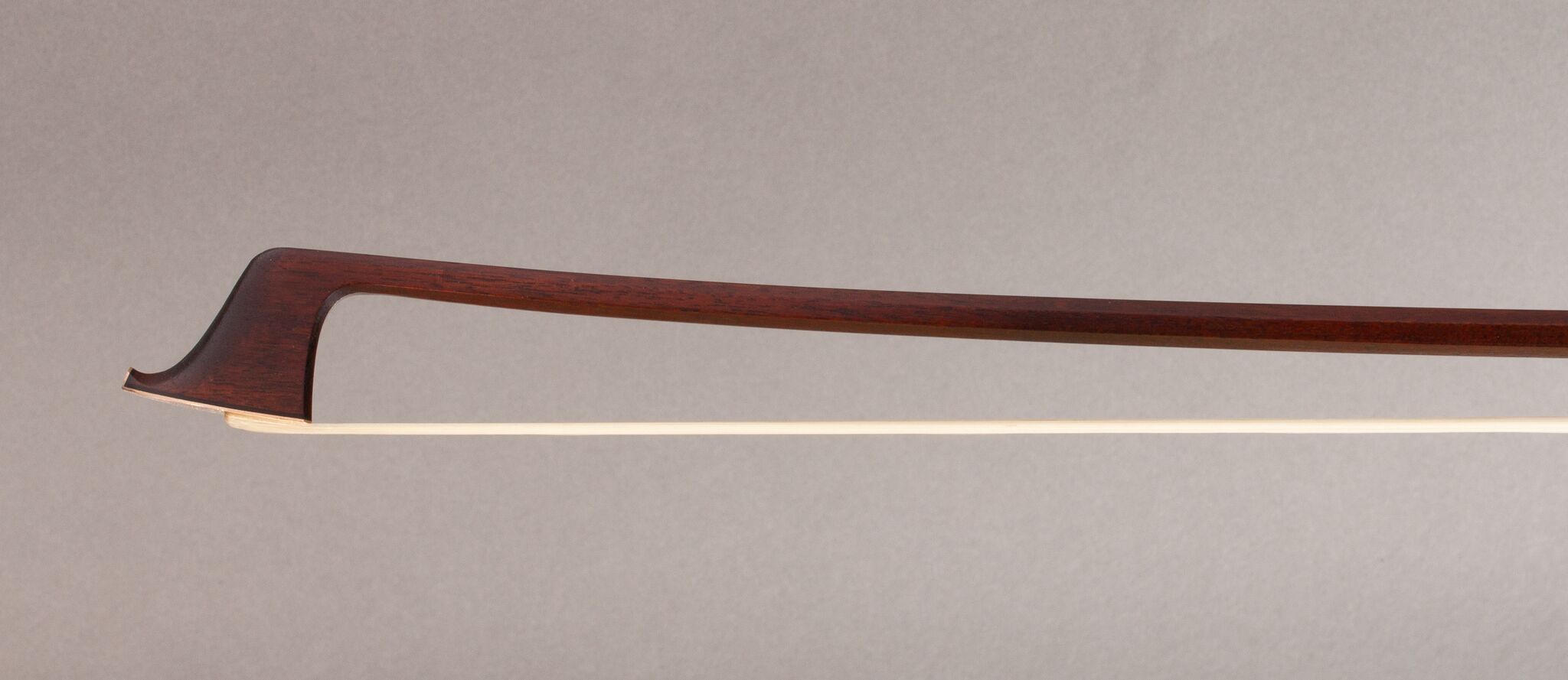 Hill-Gold-Mounted-Cello-Bow-4