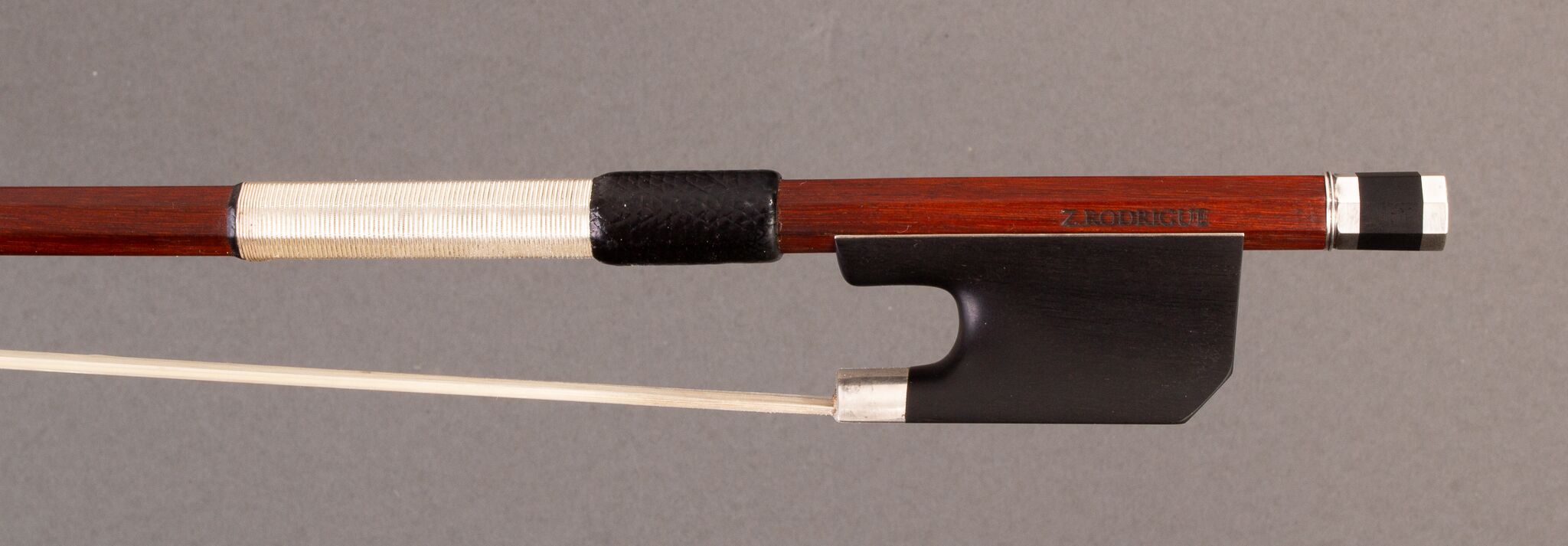 Z Rodrigue bow 12_24-5
