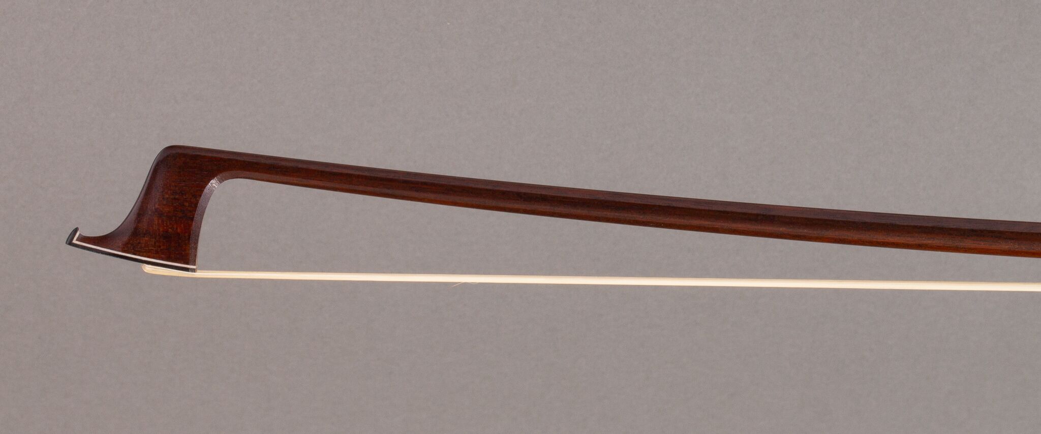 thomas-goering-silver-mounted-viola-bow-3