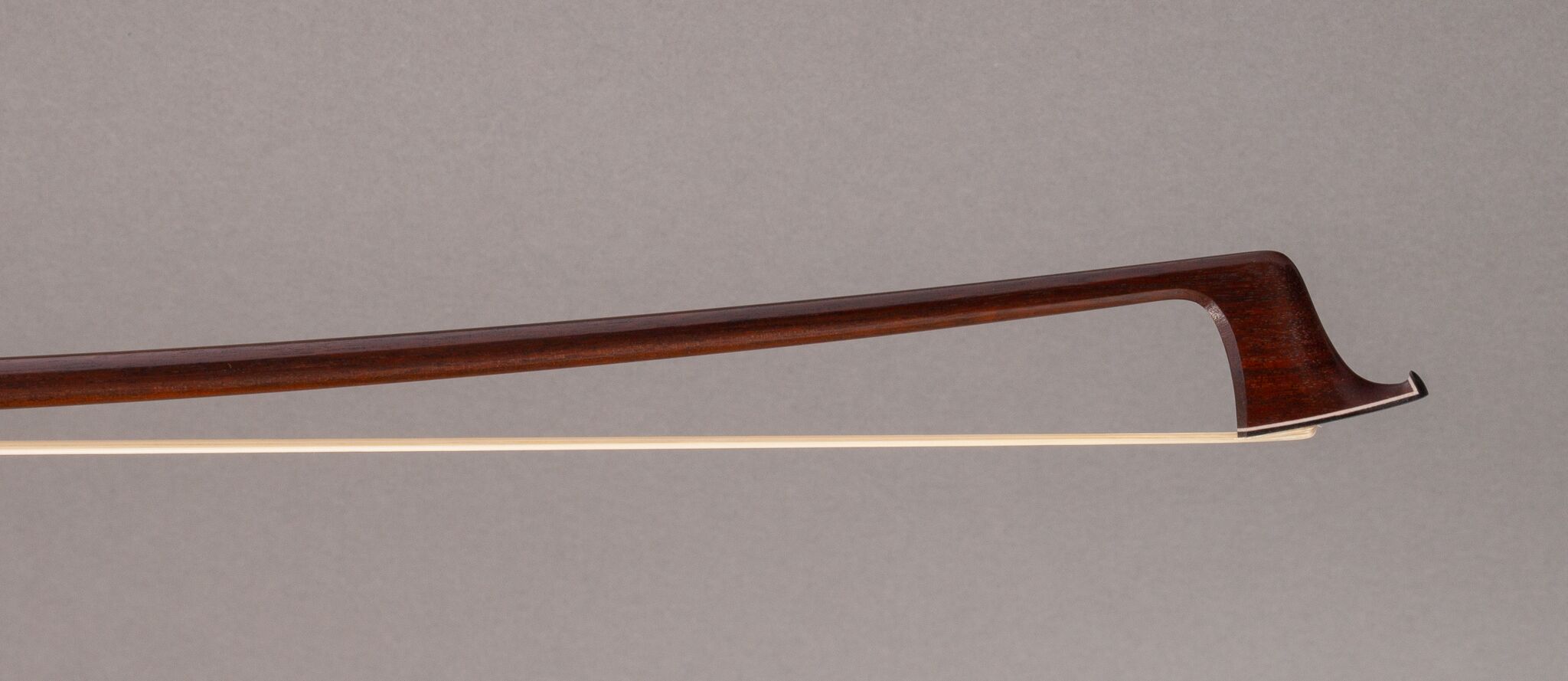 thomas-goering-silver-mounted-viola-bow-7