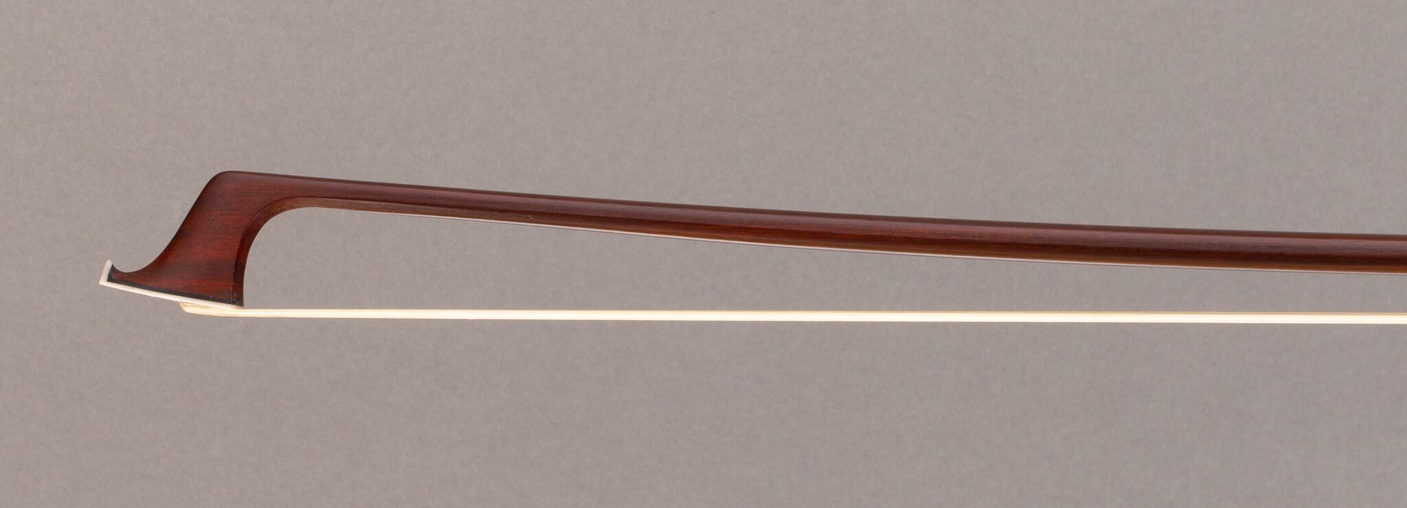 a-lavoye-silver-mounted-violin-bow-1