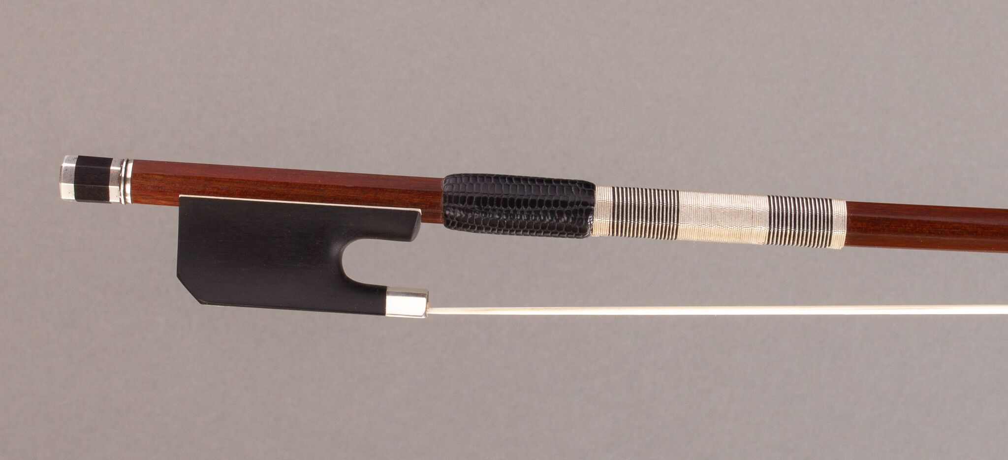 a-lavoye-silver-mounted-violin-bow-5