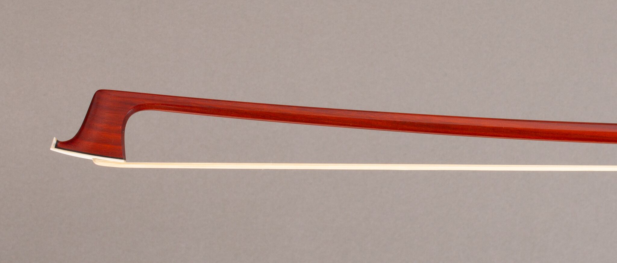douglas-raguse-silver-mounted-viola-bow-2