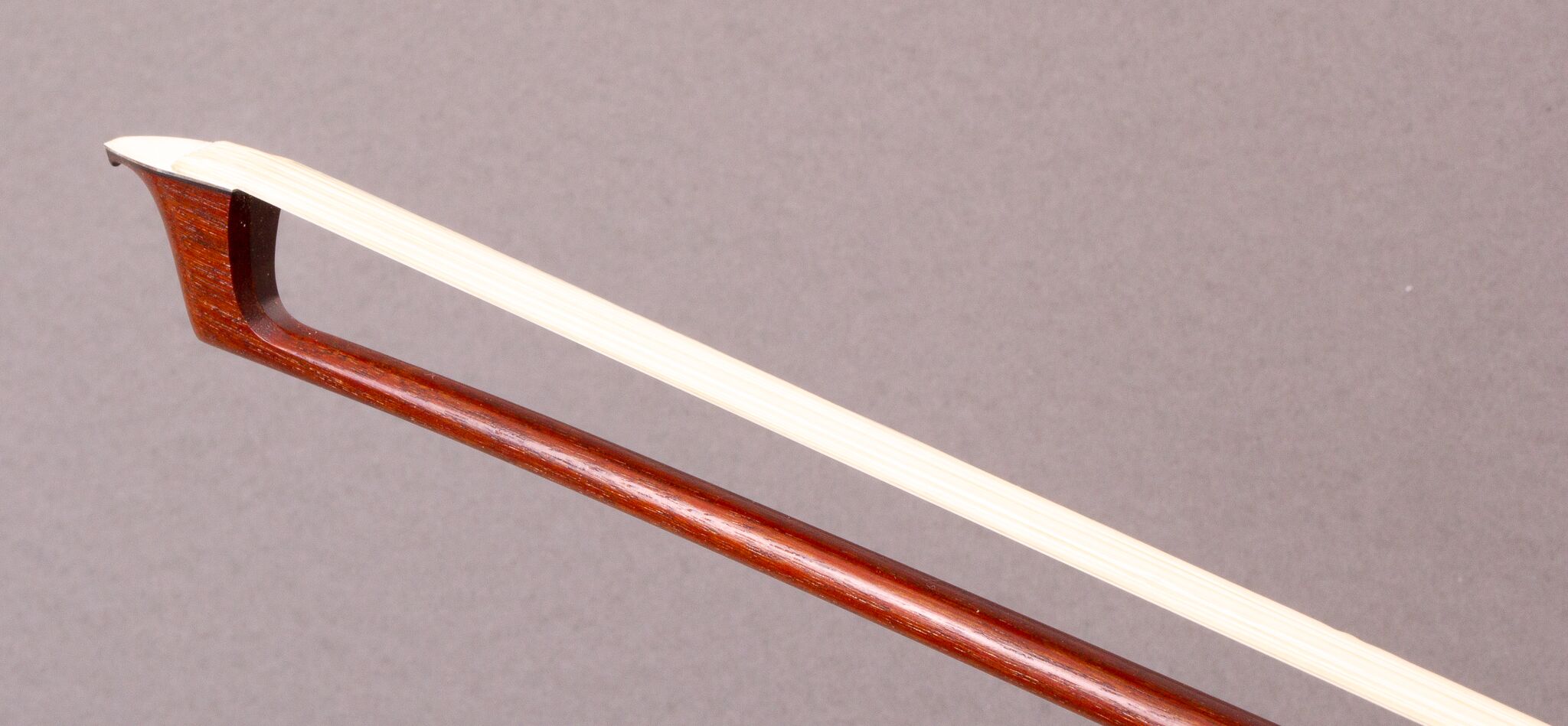 Artino Atelier violin bow-5