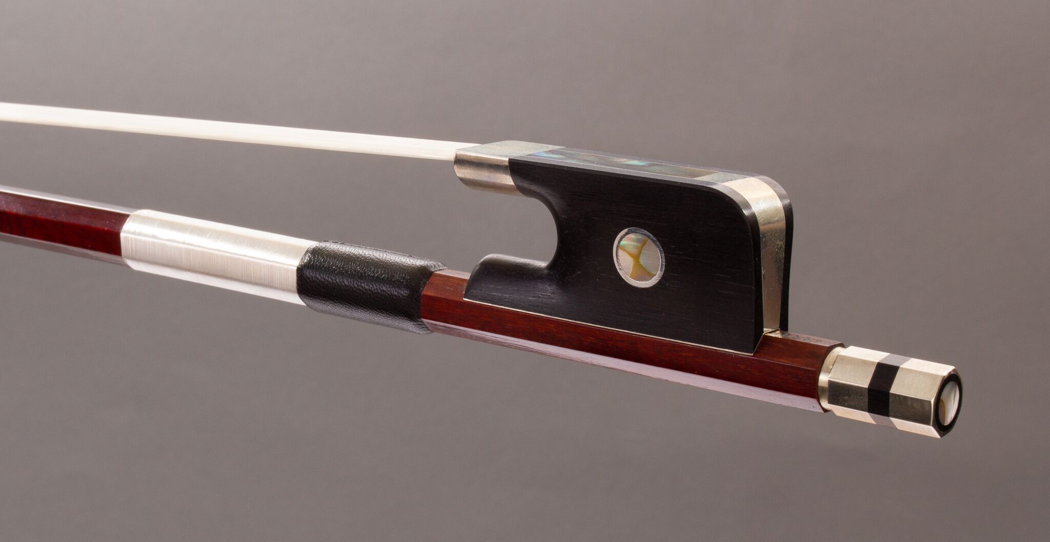 Alfred-Knoll-Octagonal-Cello-Bow-3