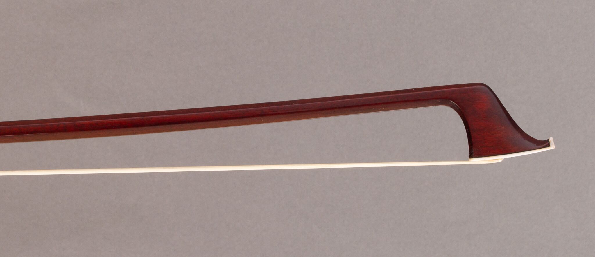 Alfred-Knoll-Octagonal-Cello-Bow-5