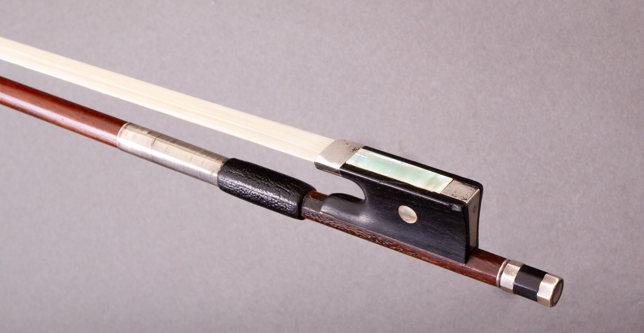 A.Hermann ___ Violin bow-1