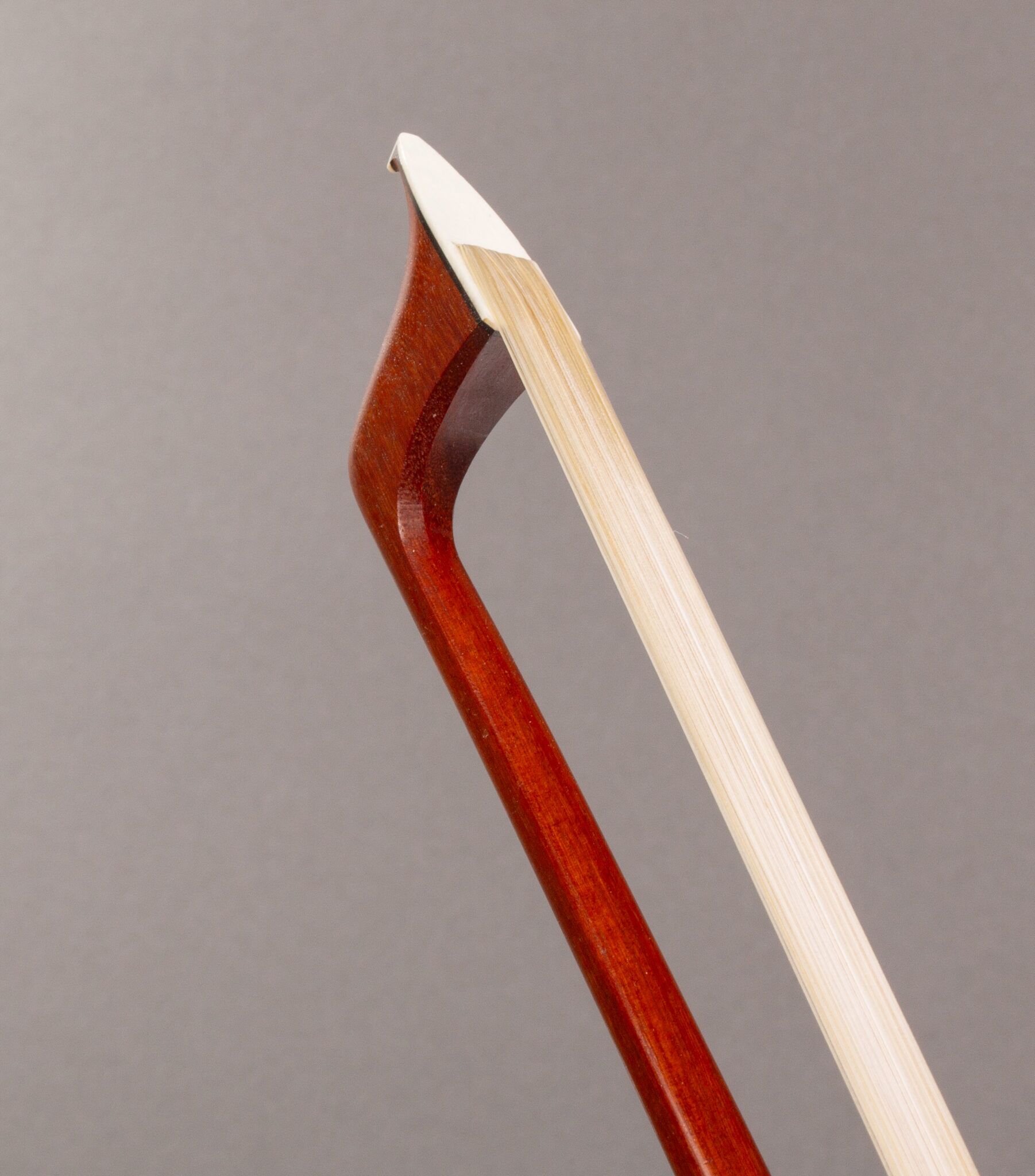 Morgan-Andersen-Cello-Bow-817-3